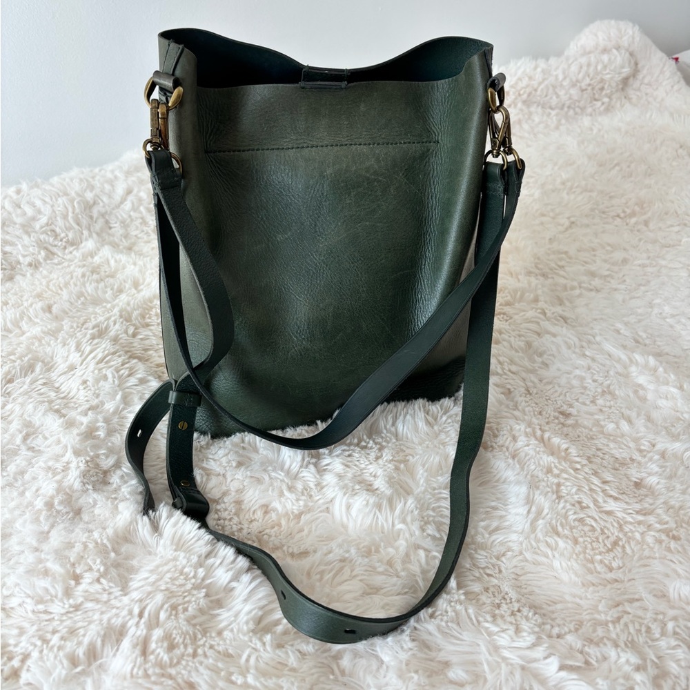 Madewell Transport Bucket Bag